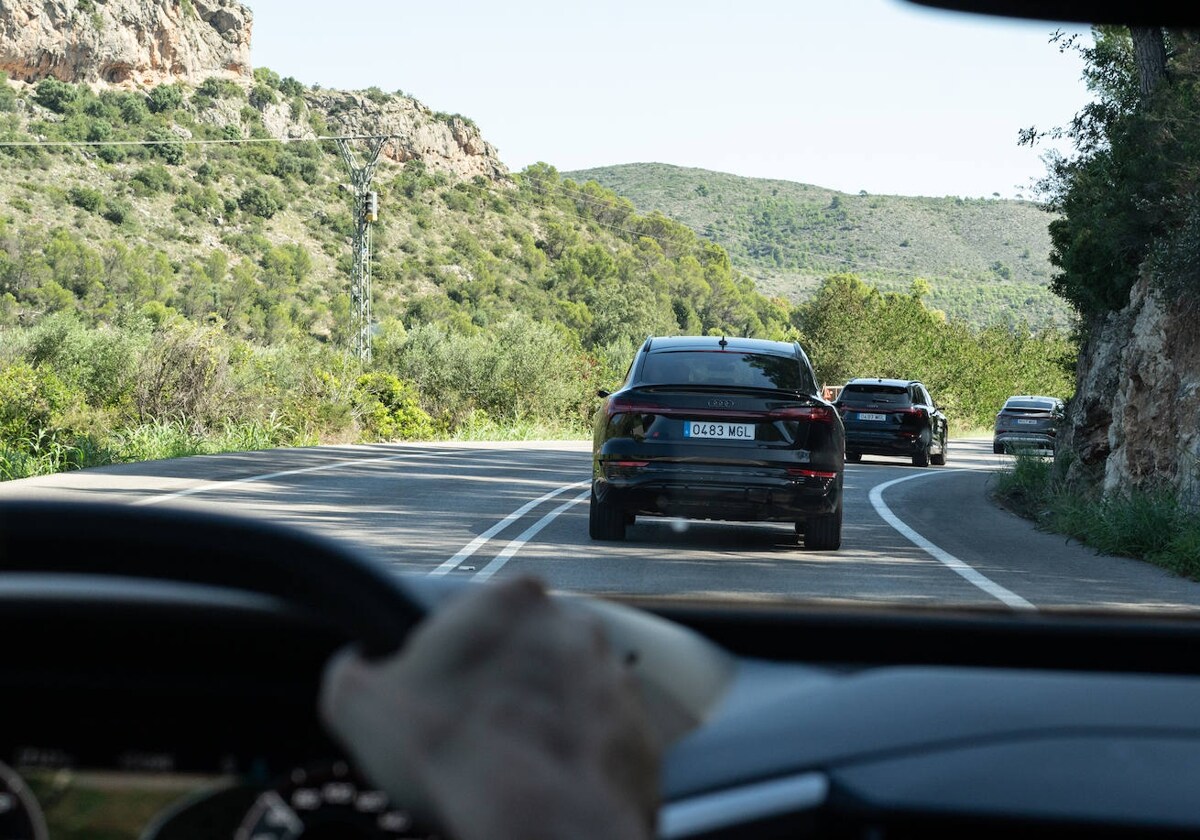 La caravana e tron de Audi de paso por Gand a Las Provincias